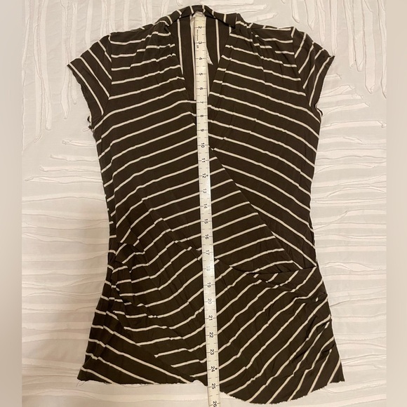 ANTHROPOLOGIE Bailey 44 Top - Picture 8 of 8